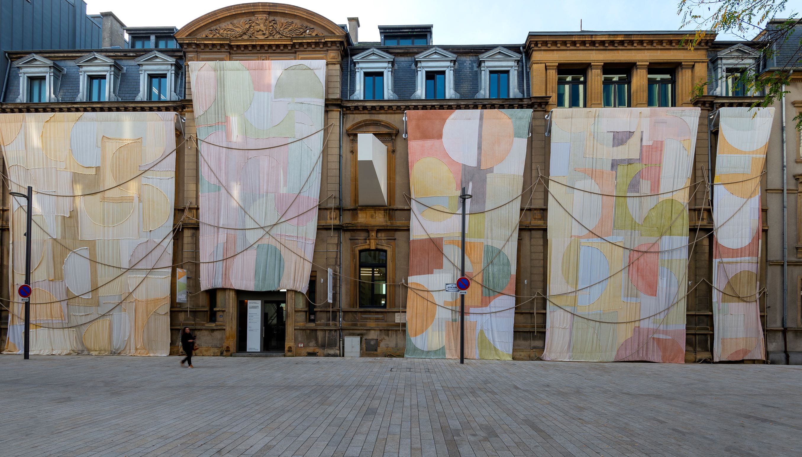 Adrien Vescovi – Jours de lenteur, vue de l'exposition, Casino Luxembourg – Forum d'art contemporain, 2022. Photo : Marc Domage