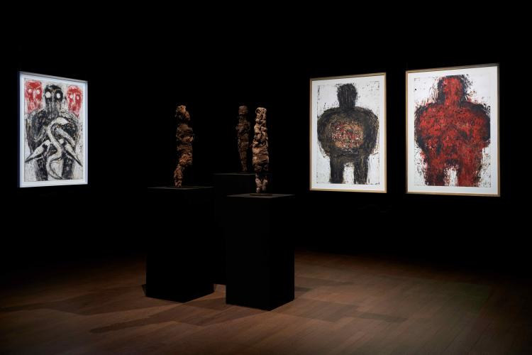 Michel Nedjar, « Sans titre (Darius) », 1993-1994; « Sans titre (Chairdâme) », 1980. Photo : Marc Domage